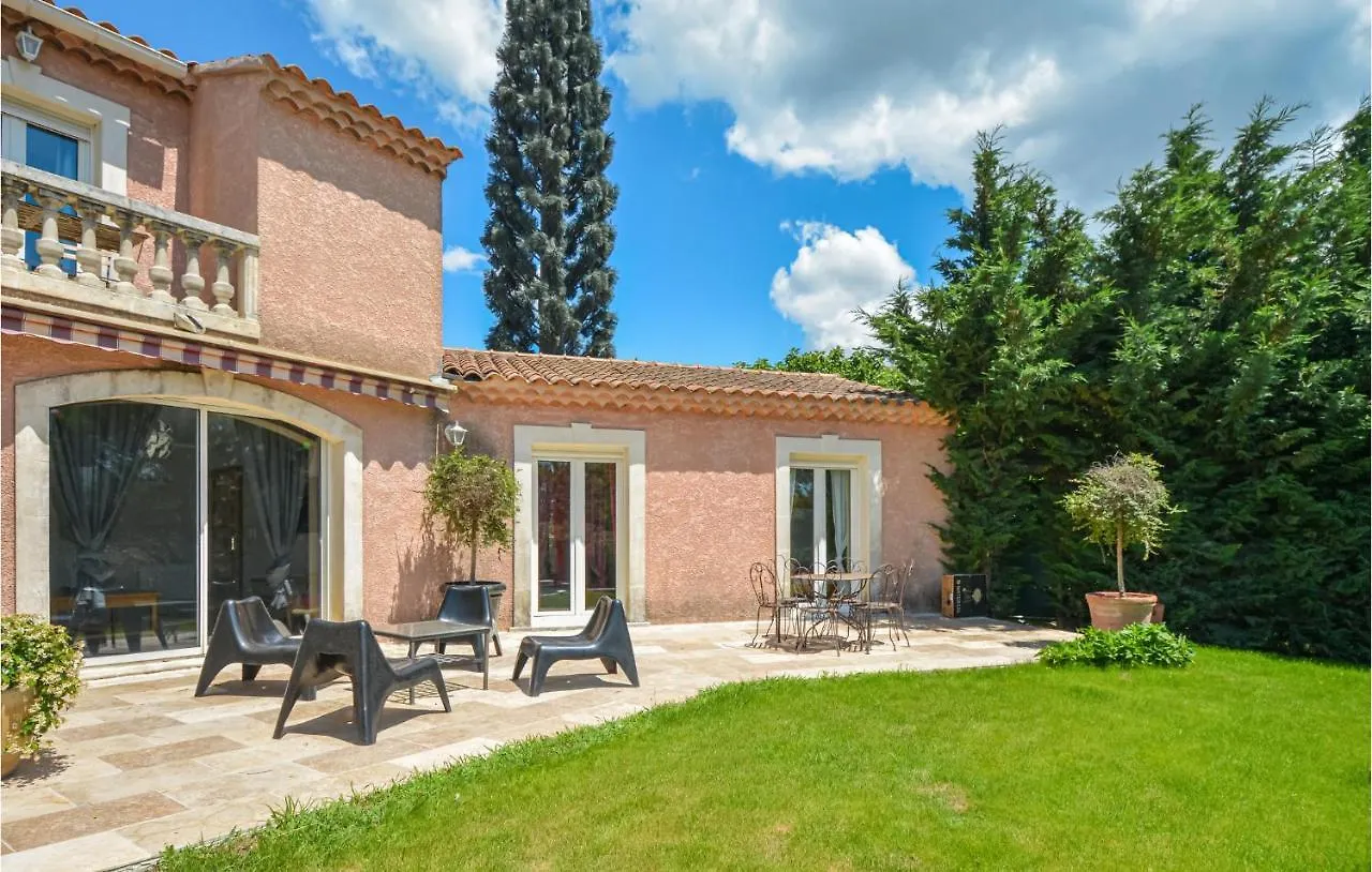 Nice Home In Eyguieres With Wifi Tatil Evi